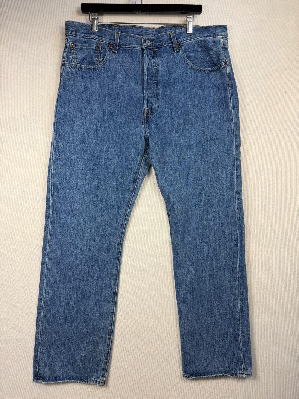 Levi’s 501 xx Original Fit Button Fly Jeans Men’s 38x30 Medium Wash 100% Cotton